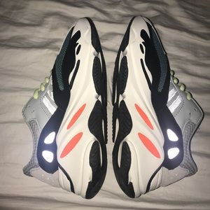YEEZY 700 BOOST COLORWAYS